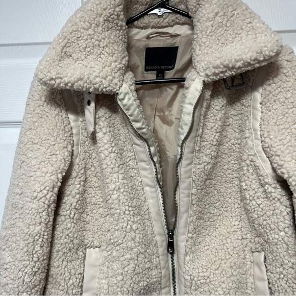 Banana Republic Coat Jacket Womens X-Small Ivory Fleece Sherpa Full Zip & Buckle - Picture 11 of 15